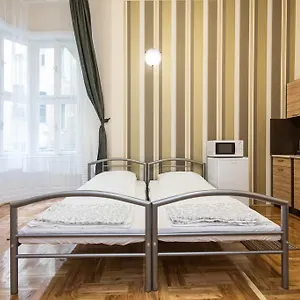 Riverside Apartament